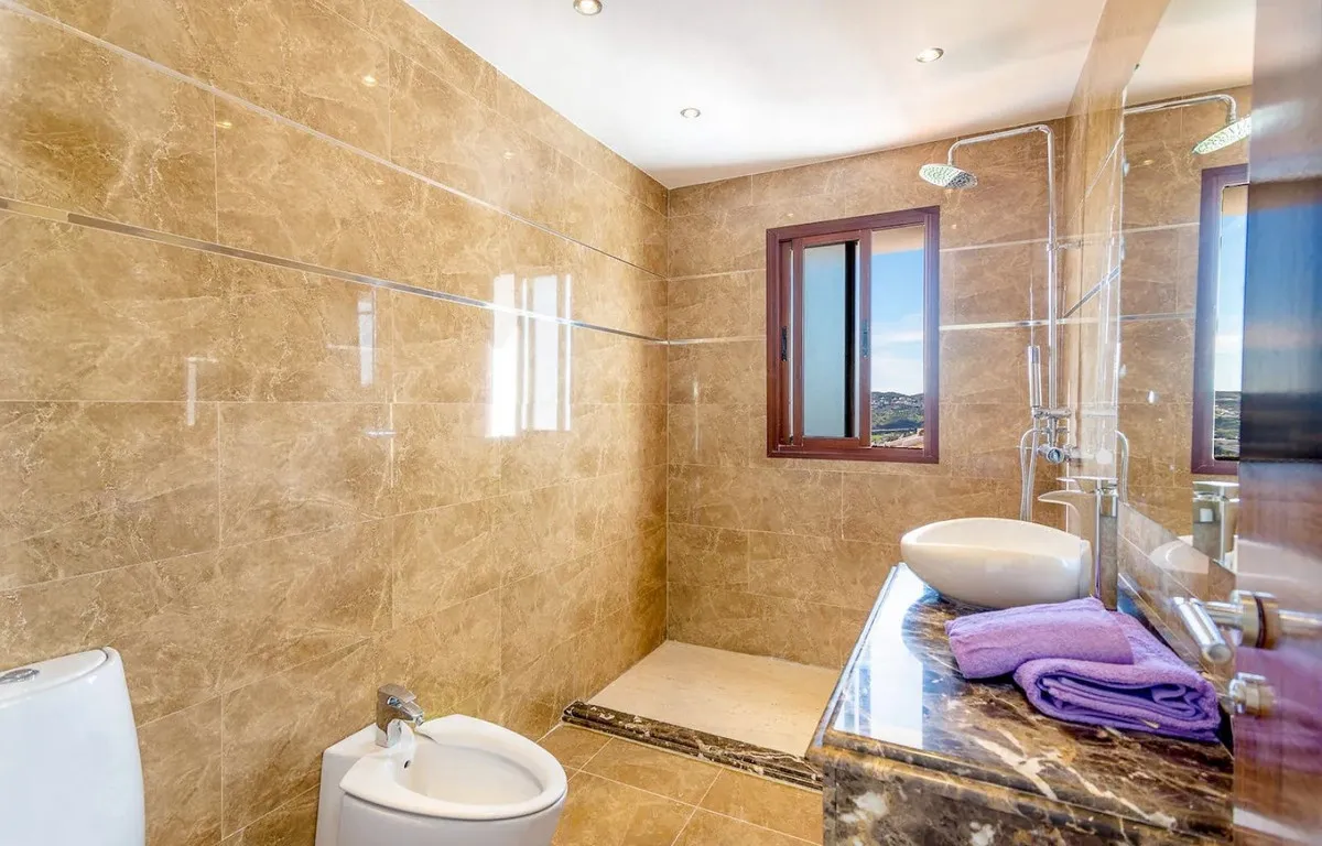 45b0ccb4-5349-4a1a-b5d3-58b8ef4977a6