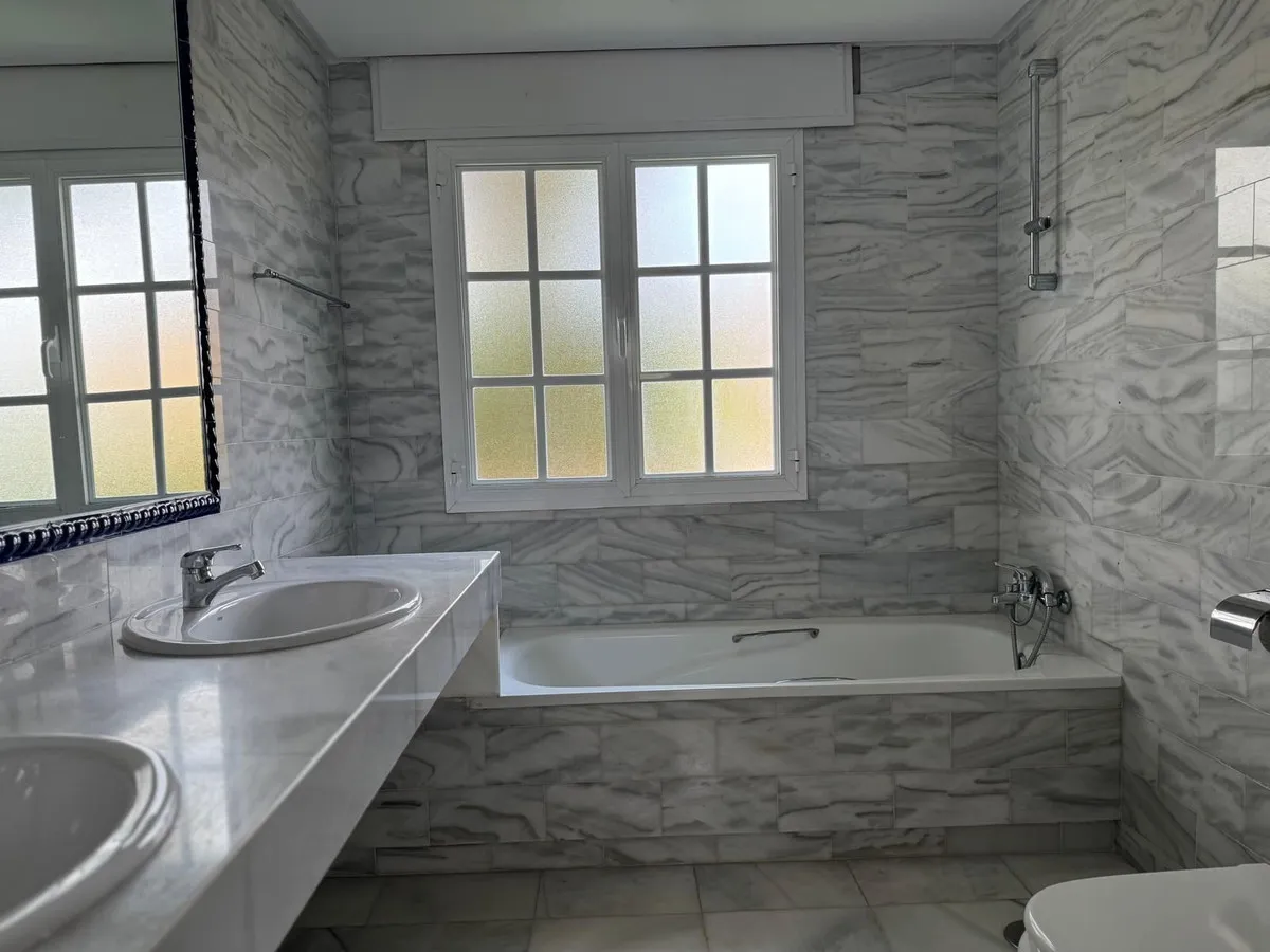 6680d348-f8f6-4065-9281-ff5125721ed4