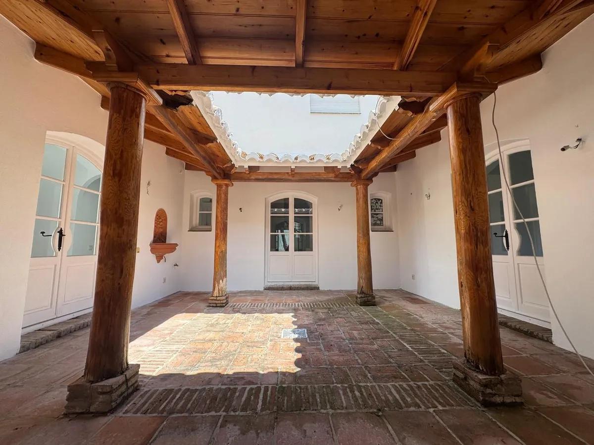 d0b6a30c-8a18-4a90-96d2-ff9dde6fd1f5