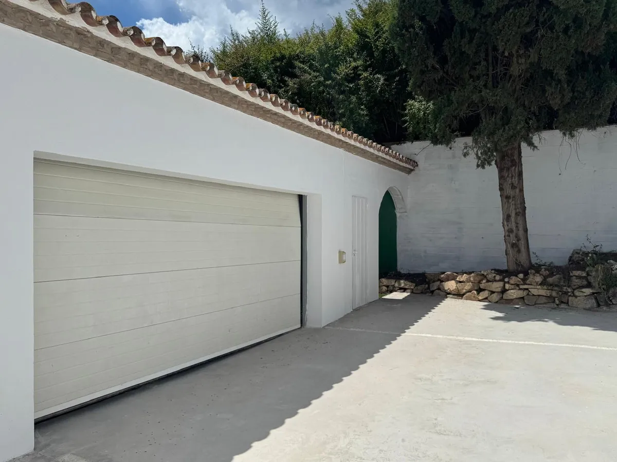 f742ad79-19b3-406b-a72e-c8060e6eb15b