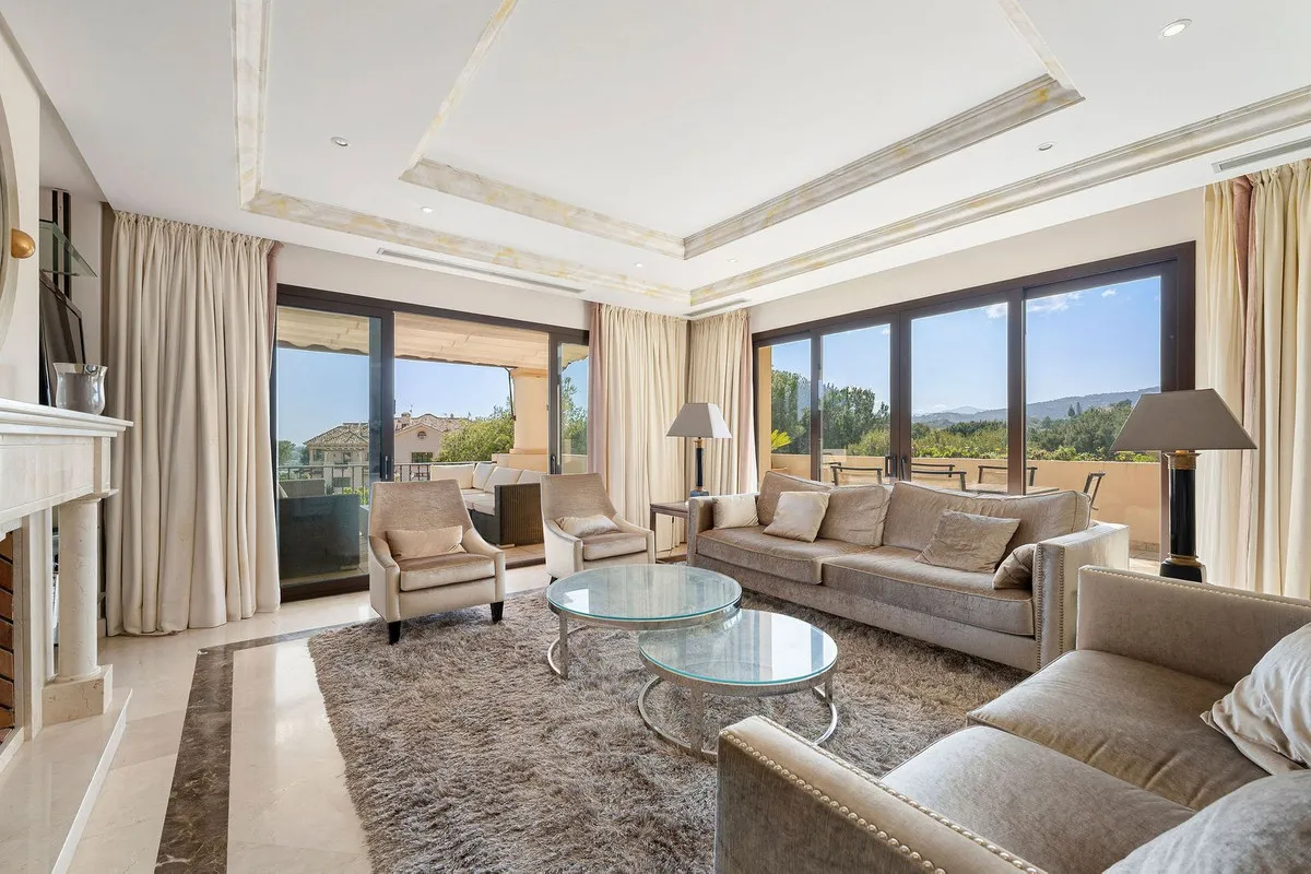 90d6bd94-5d4a-4135-9c82-be0a9cdb5d40