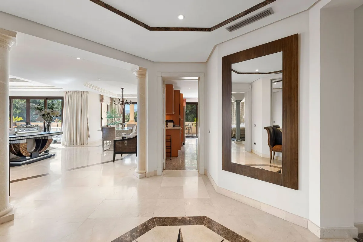 c2c1e629-b27a-4728-96f3-ab2ad77c2129