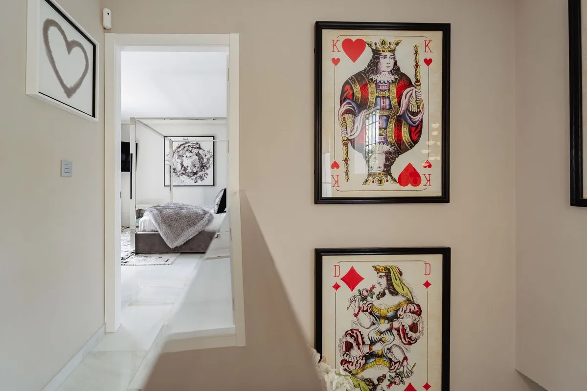 83b82dee-d997-4a9d-8685-6a21a7a98ca9