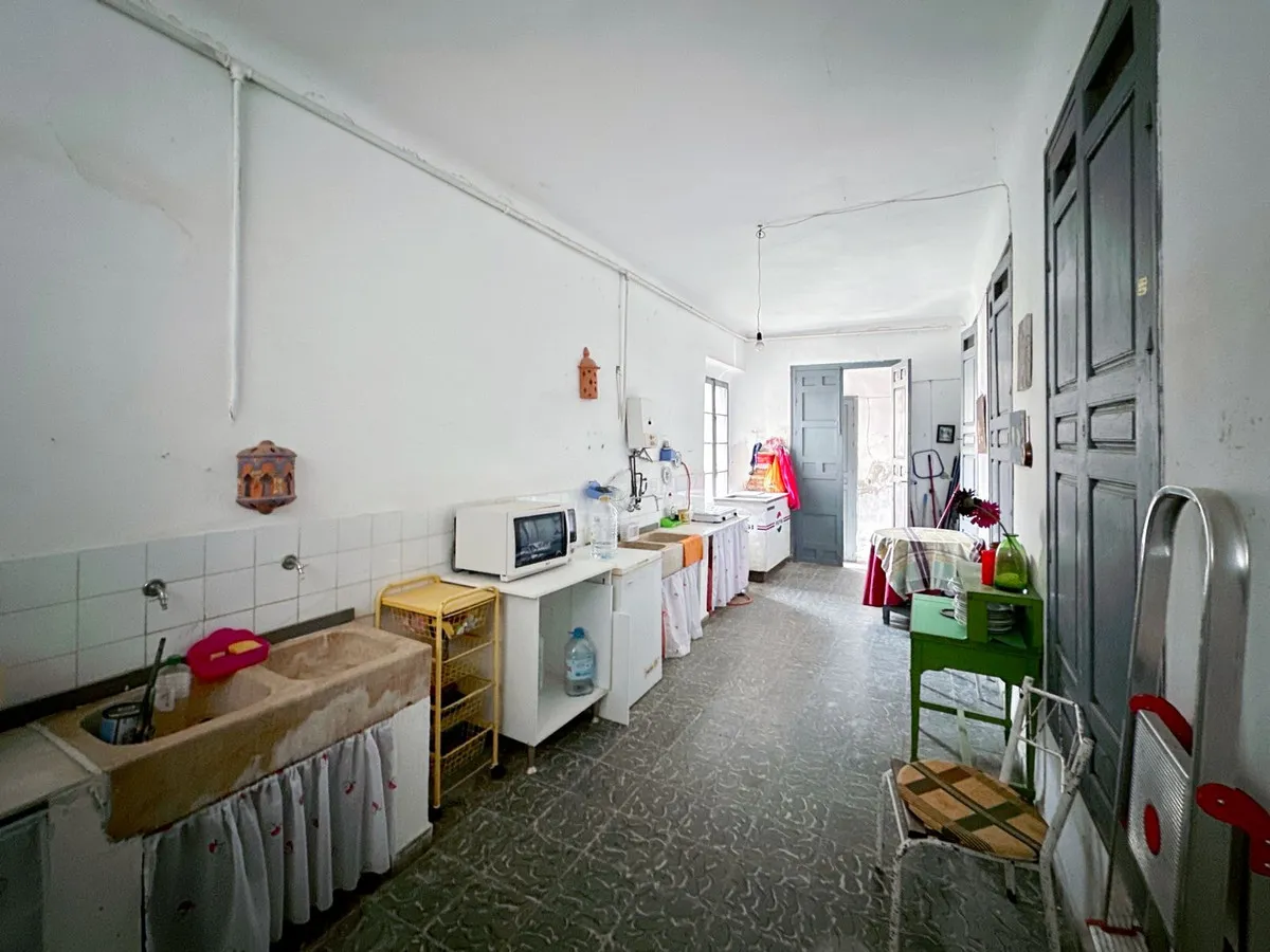 00cdc49b-9c4e-472b-82b1-dd06dda9d991