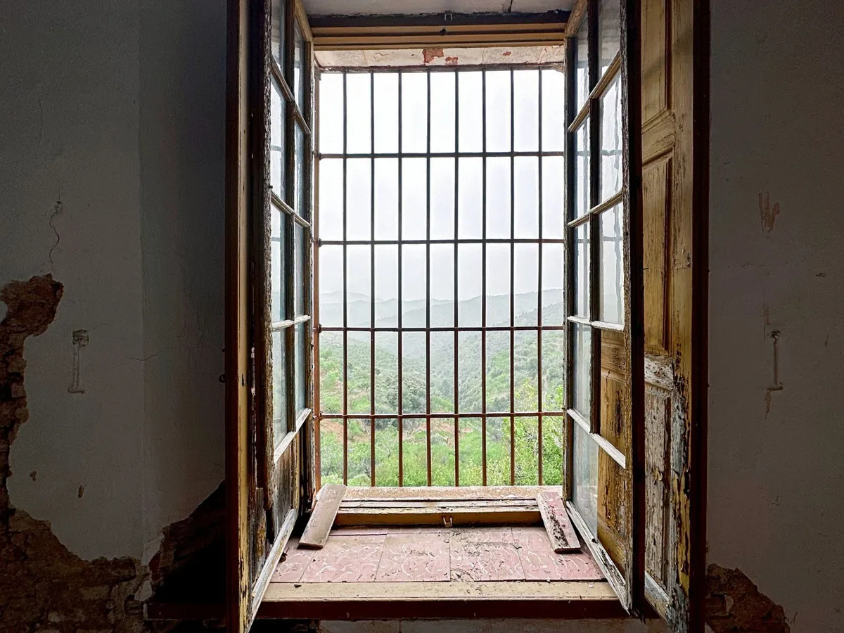 02e317f6-e6b6-4f6c-a347-e98a77634d79