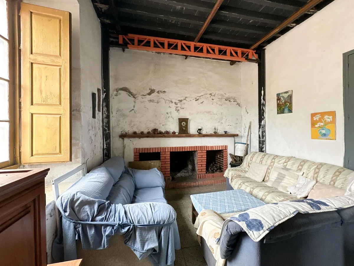 4243bb8b-dae6-4dd3-b7ff-70cc92a8b2fc