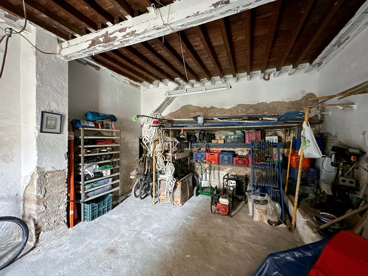 bdffe261-f270-4f28-8cdf-121b2f60c4d1