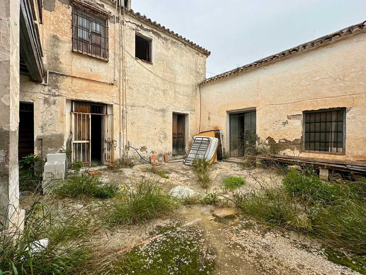 ee92affc-8a2c-4fb9-8a11-9936f4e12214