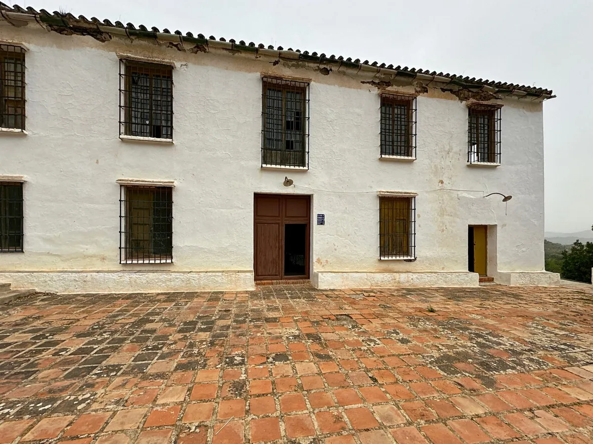 f52432a2-81b6-47df-8300-c0dcd0cda6b9