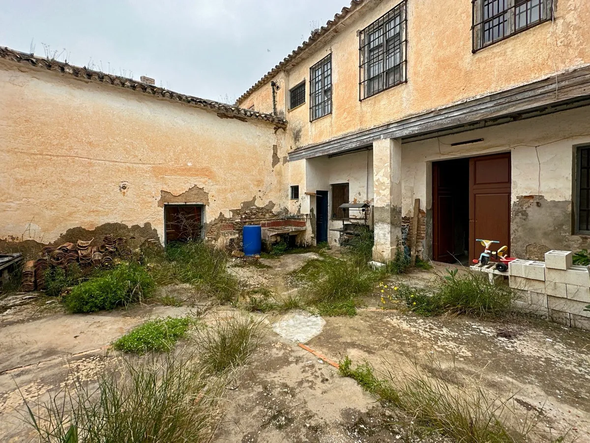 fa8485c4-3412-438c-a18d-fbd6436ea105