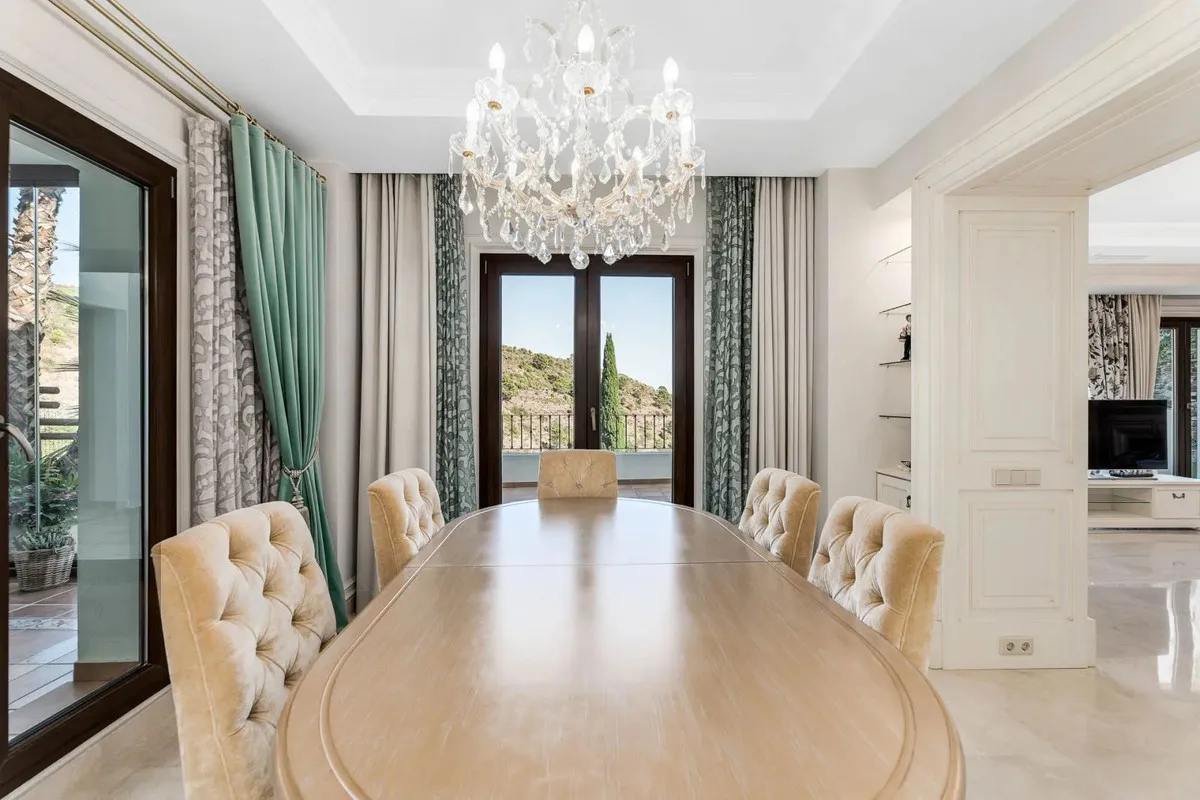 5f1cbf57-985a-436f-97c3-5f4efbc3cb48