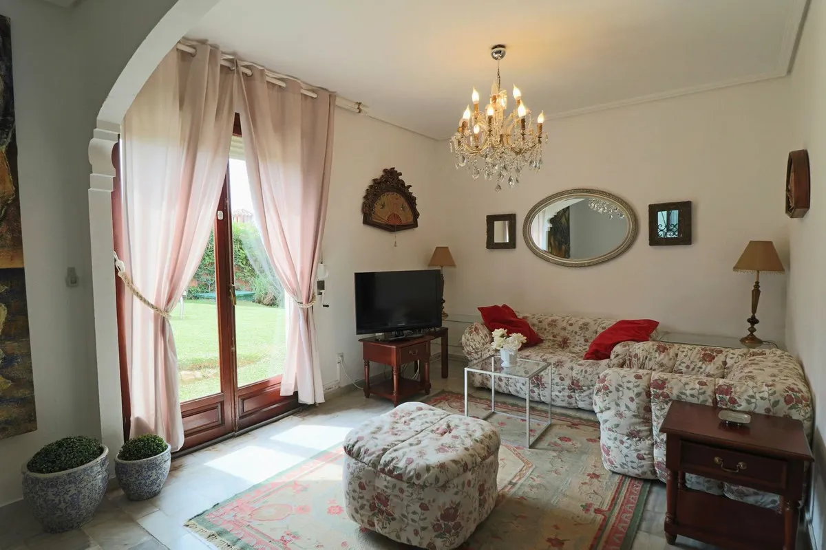 1ba3ec92-a638-47b9-9485-276526988747