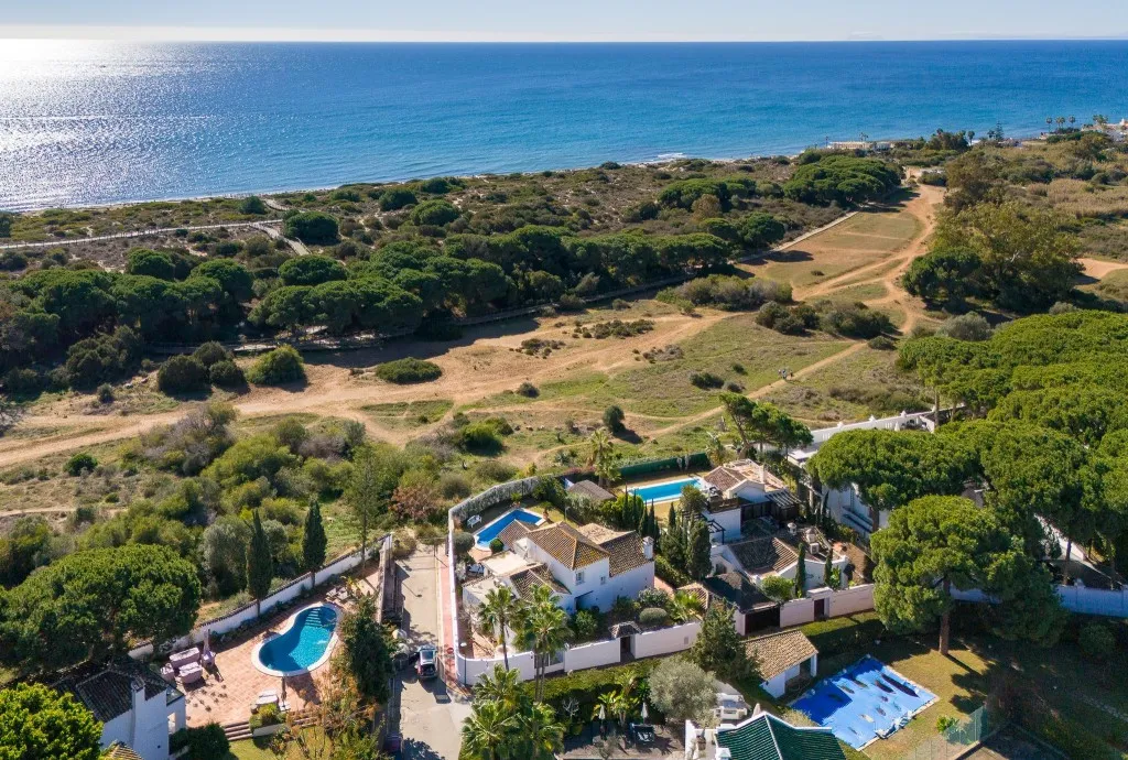 03a38fd6-8190-49fe-aa60-740ccc70a801