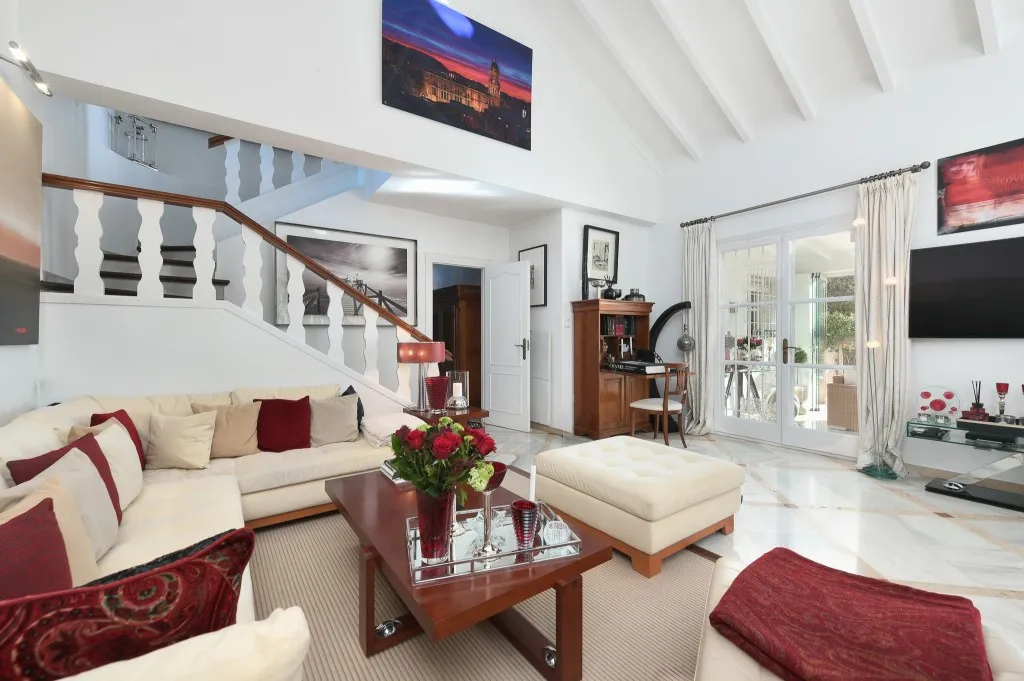 977e920c-8f44-41a6-a75e-a64aea90ddfe