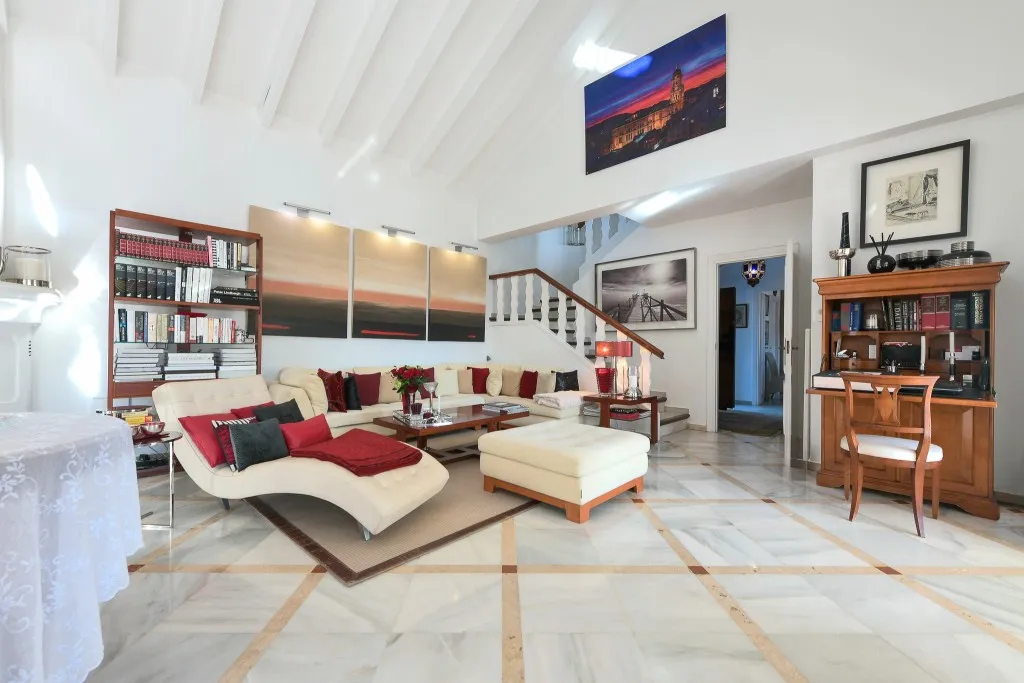 ebc608eb-0dfc-4c24-a74b-0b8ef49a6f0a