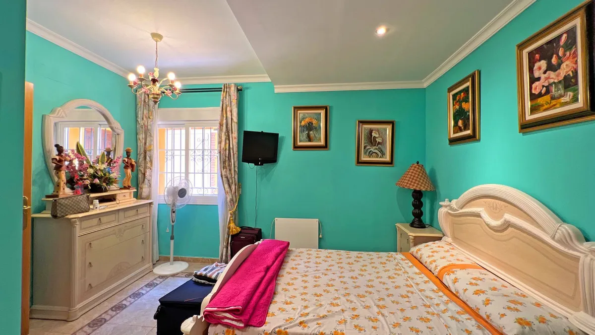 2e4afcfa-5f3f-4205-9f63-b1110100ed56