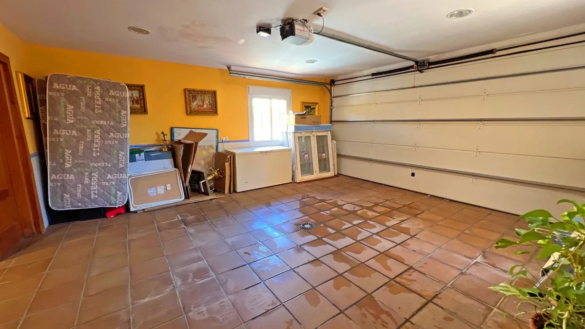 6d05c113-e77f-4cb7-a962-11879950b55a