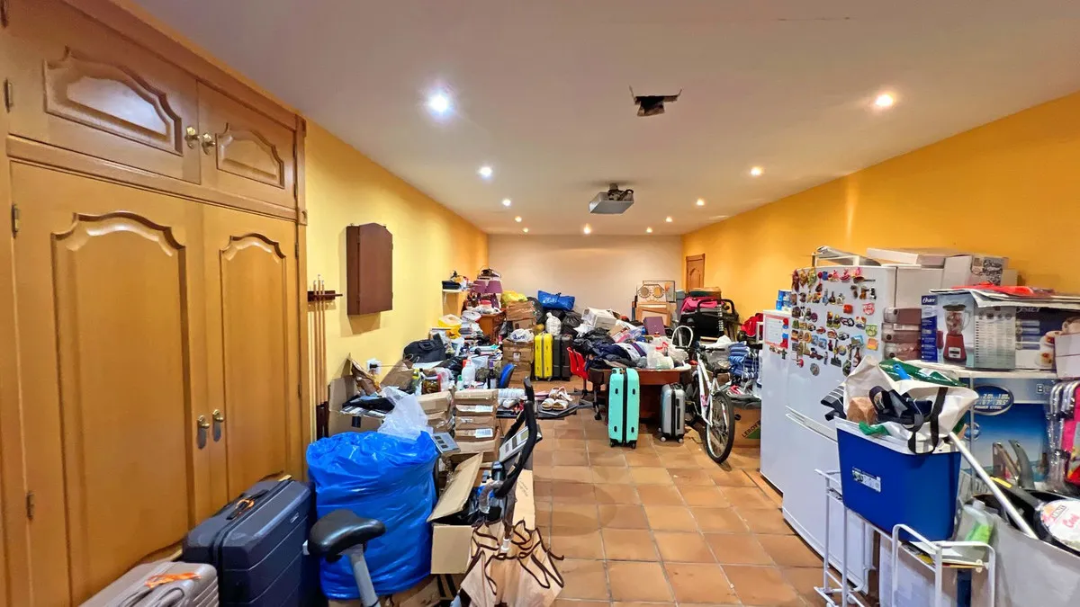 e1ac404f-575e-4d72-910f-67cc5a75d0a1