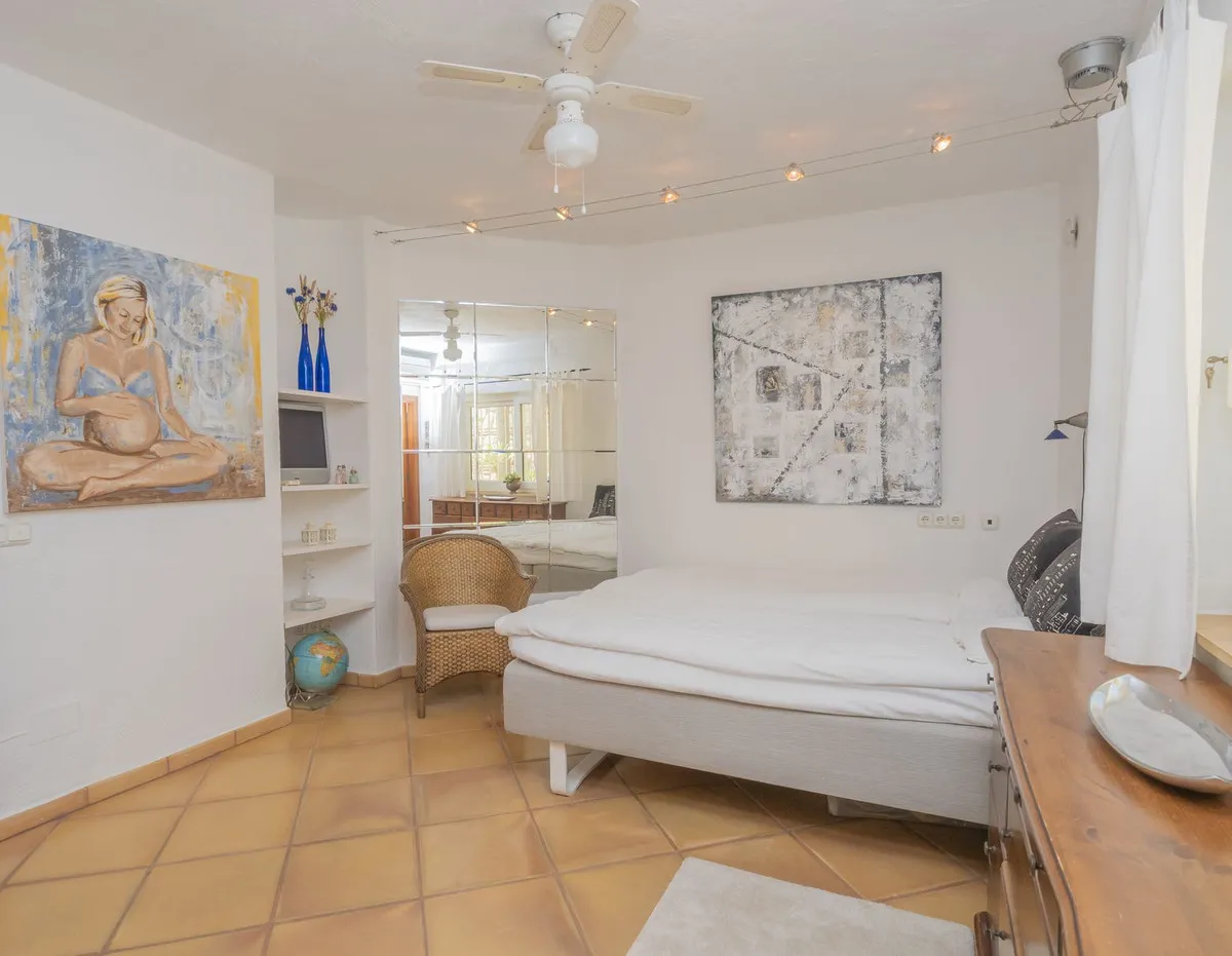 6689f1cc-d636-4e19-9c5c-c75f817de75a