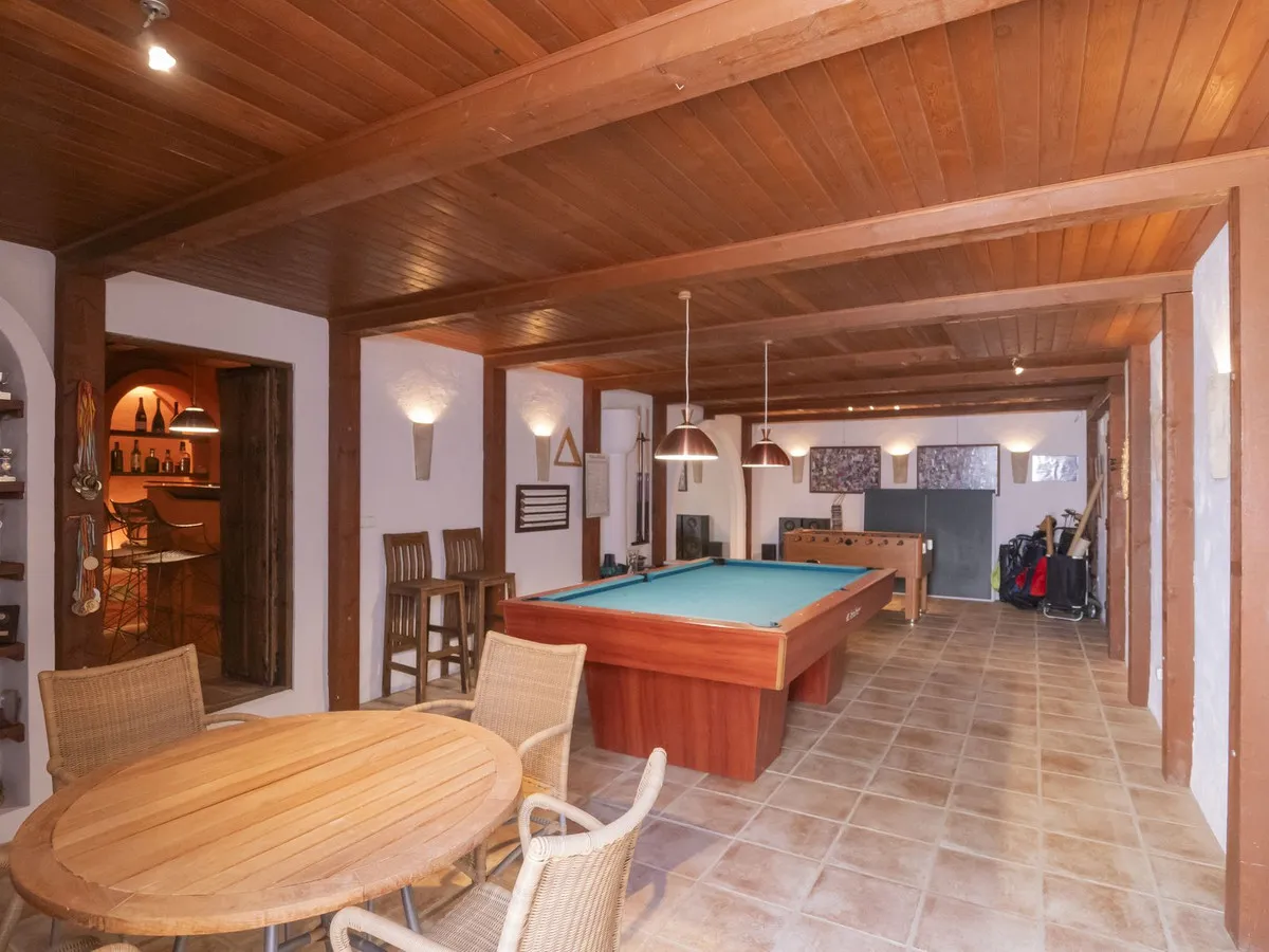 6c0734ab-96f0-4ec6-847d-e5faff2dc4f2