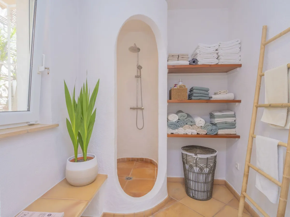 d7cb5a53-02ec-484e-b181-ff0b73472ba7