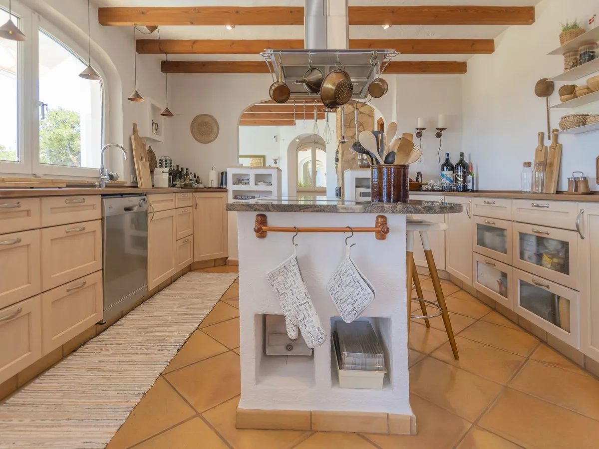 e15a13c6-e508-4f67-b508-ad541b5dc924