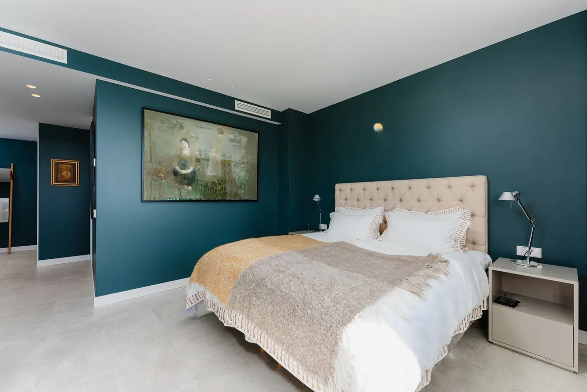 c98de2bf-881e-480c-a3e9-7eecf15b8650