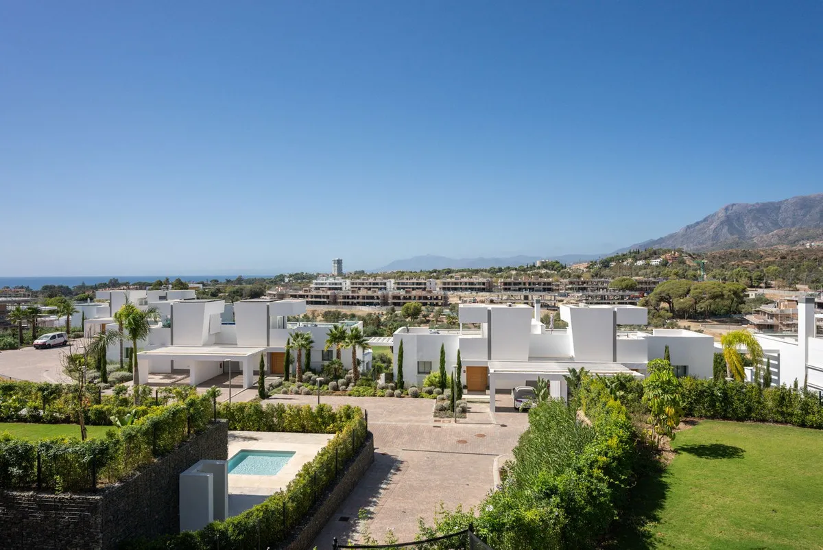 eed55c91-efe4-4625-807a-8349f06968f0