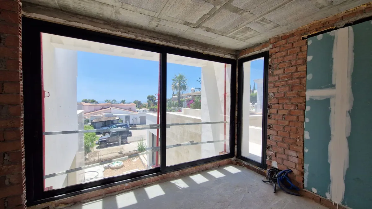 0d2f9f4d-854e-4d91-8b49-0bdbd8ffe472