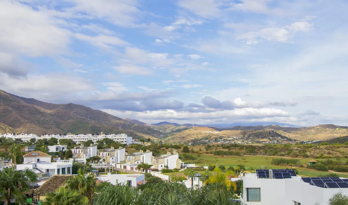 b5c9f1e4-f552-4672-8239-7be39909350e