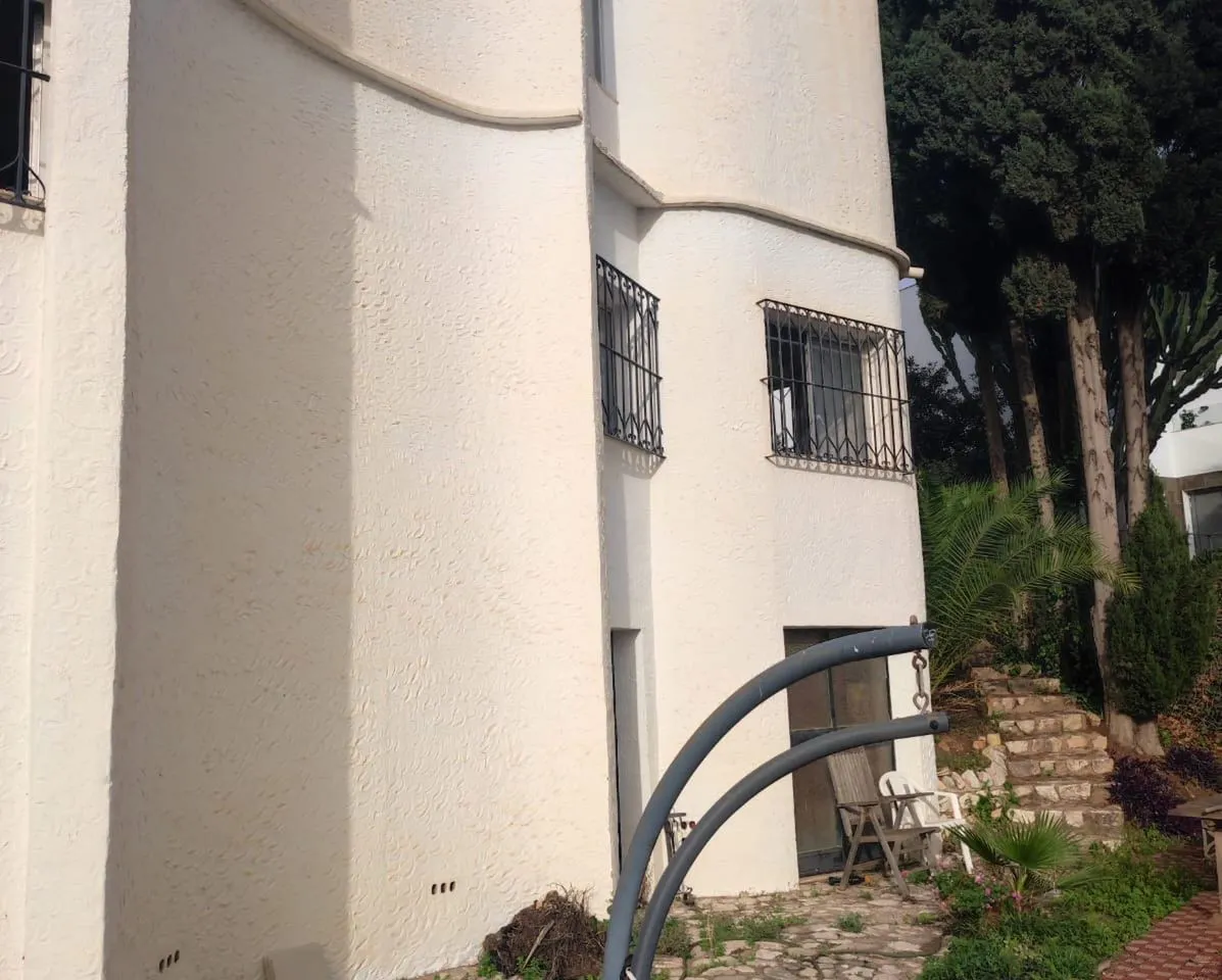 db6a749a-4ba3-4828-86b5-42241ea50b3e