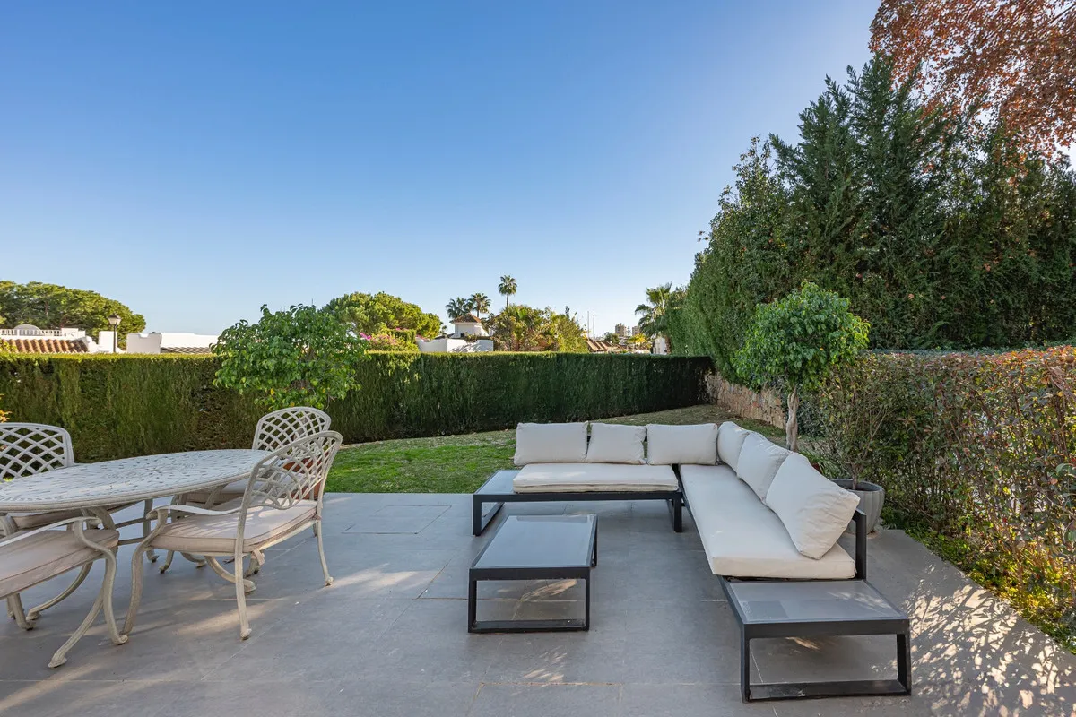 354b6476-c393-4e39-8233-69bc2868b139