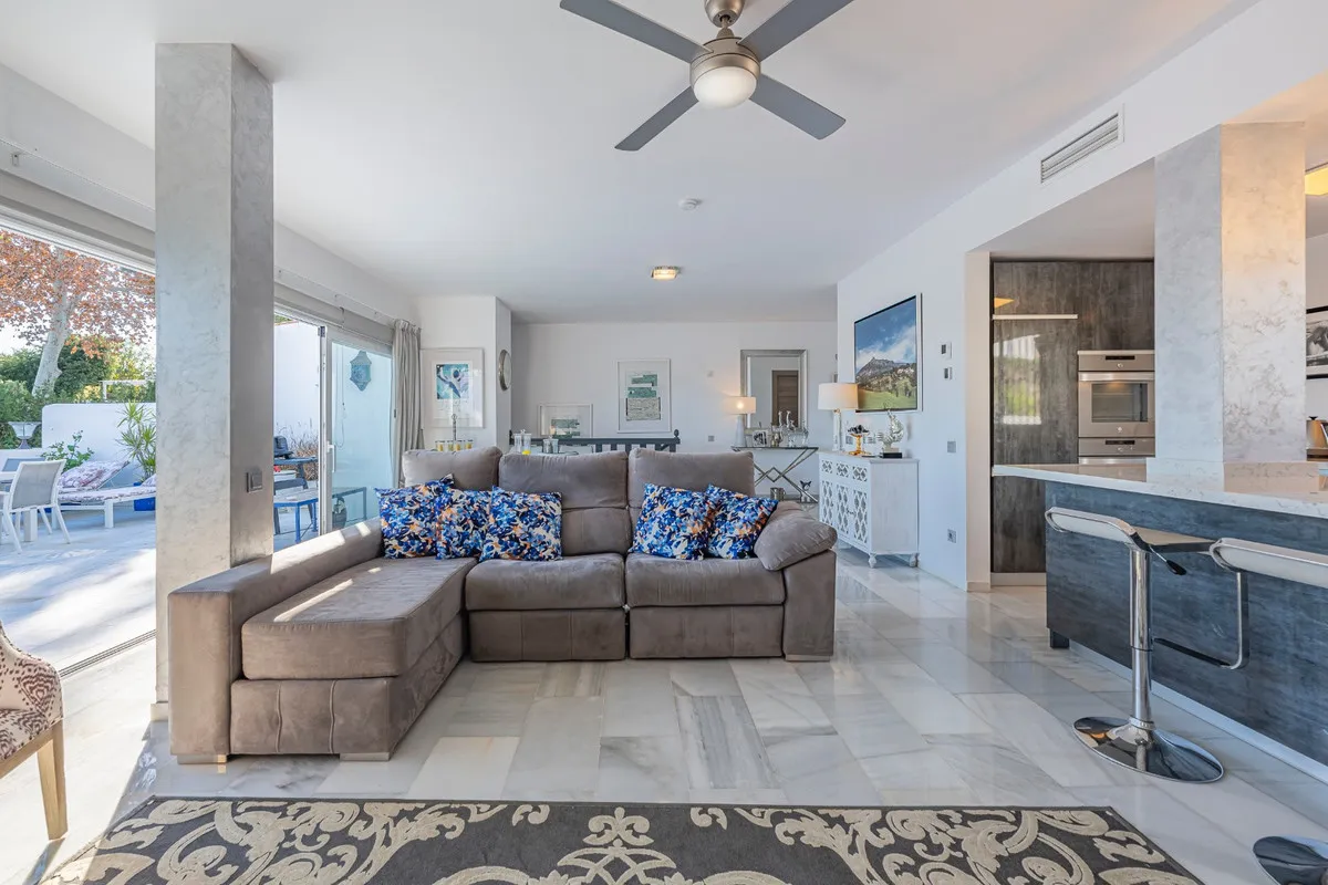 3d6aa5bb-969f-4a80-bd05-cd1327b2a9bc