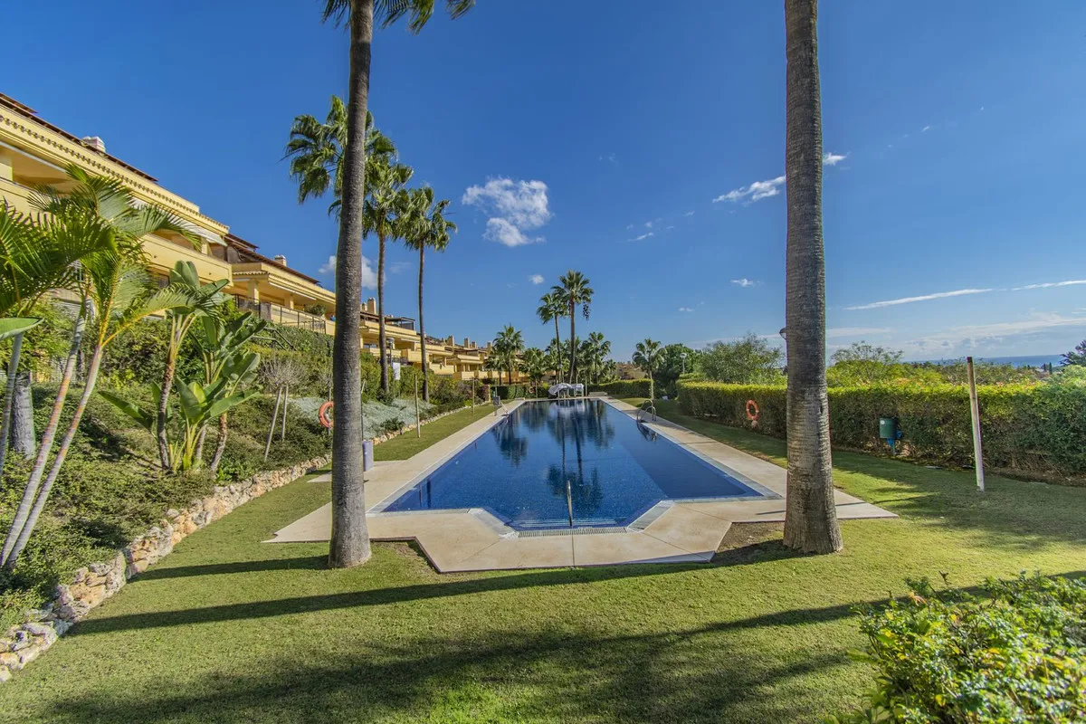 22b0d93e-1a90-49a5-a1e8-354c7e507783