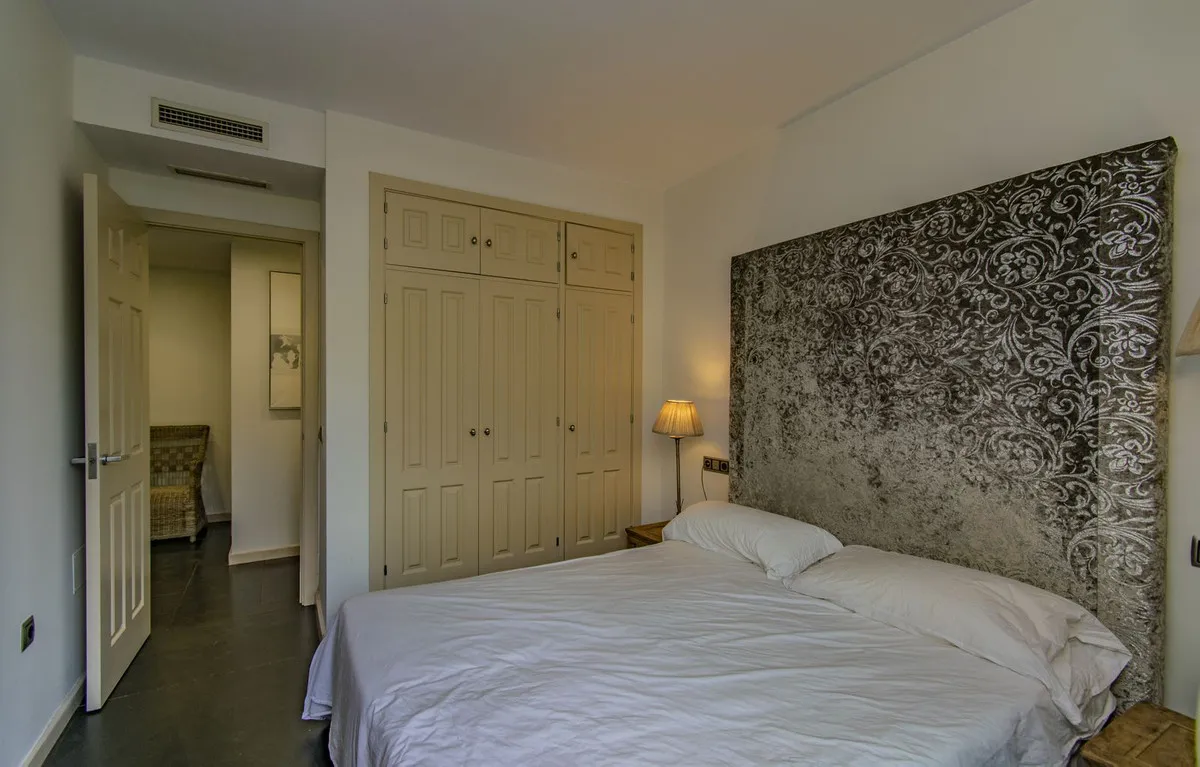 7d43a036-269f-4f06-a6e0-7502495b6187