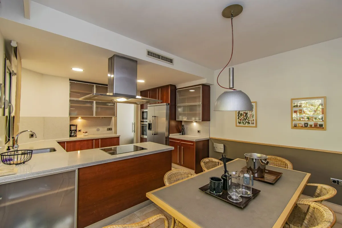 a73c77f0-4ed5-4564-a803-35d88086defb