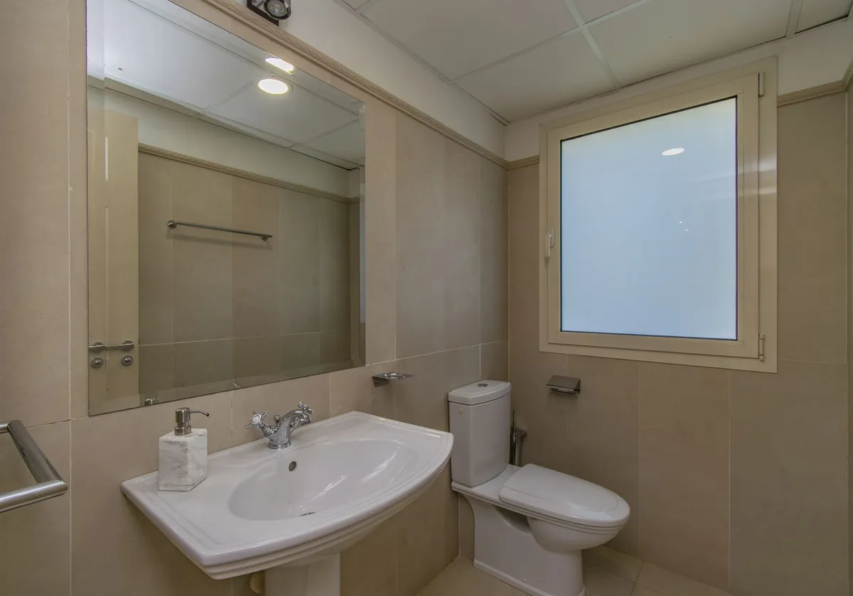 f85d9b5b-97b4-4daa-a030-4dbc5856e5d0