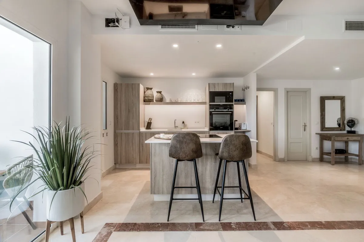 5cfc3b72-b330-4441-aded-1f5b979ff049