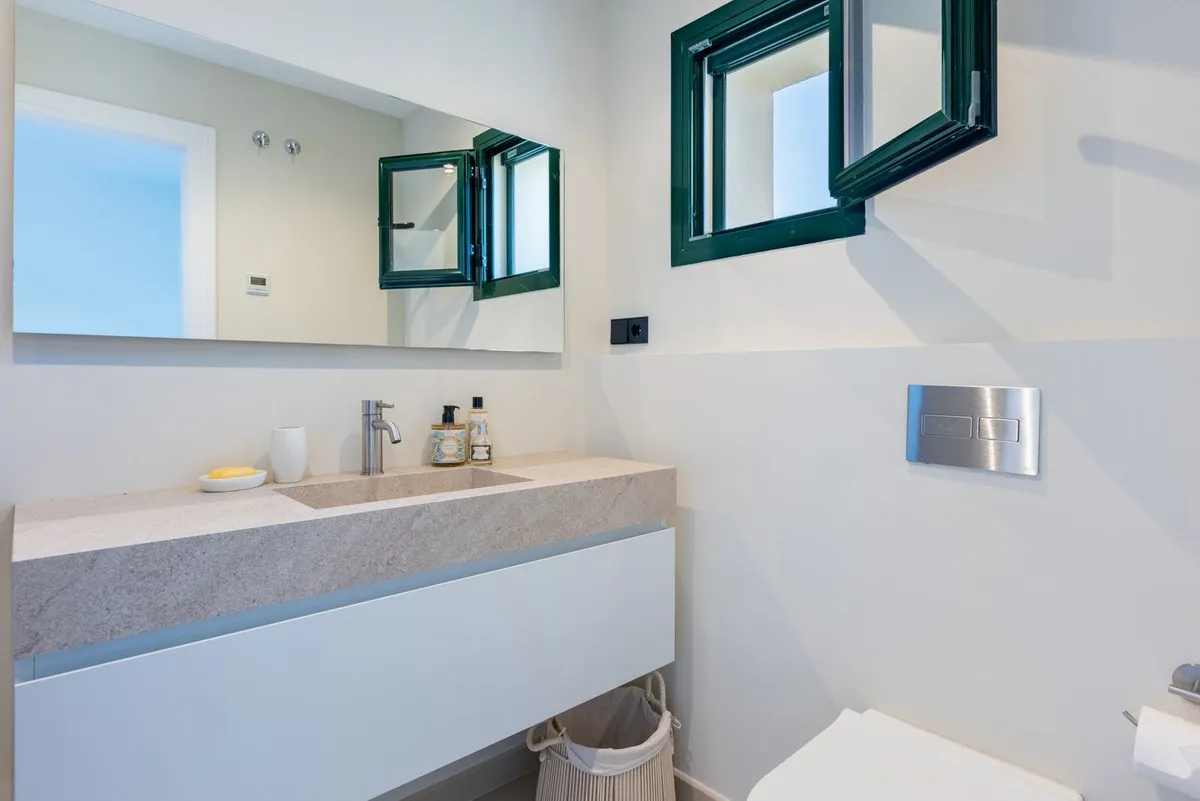 fbb788b1-f2ae-433e-ad21-fd737d353088