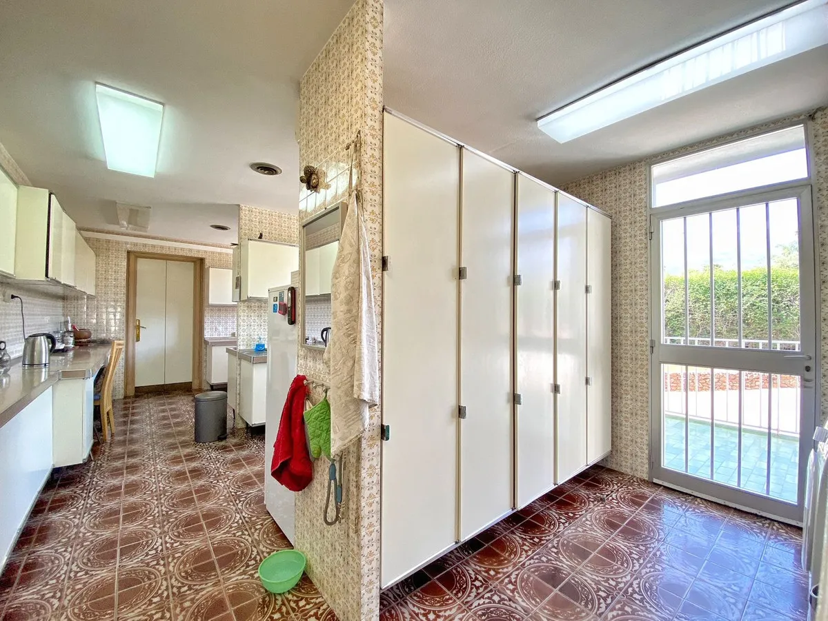 4ddb540d-5093-40e8-a6c2-1d4e5b76354a