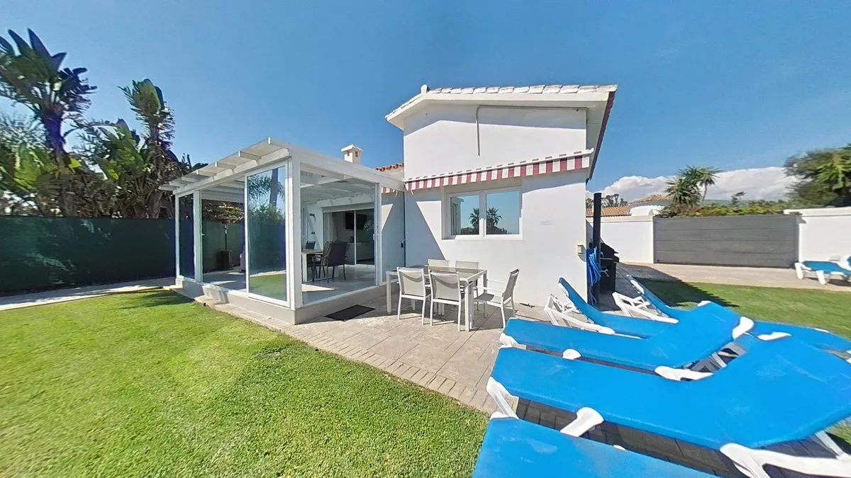 a30a8941-fad3-44dd-8720-69fb9d76ebe4