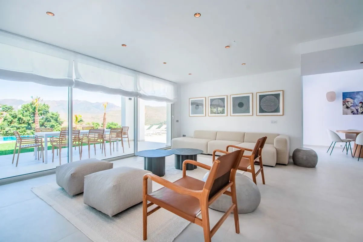 5a59dfaa-9950-4771-809f-f8bb7c967420