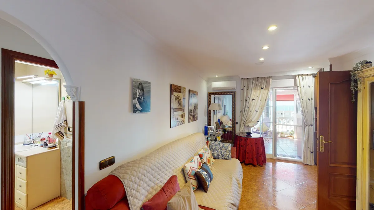 7bb1a725-6fb5-433d-9aab-88d3e3f20081