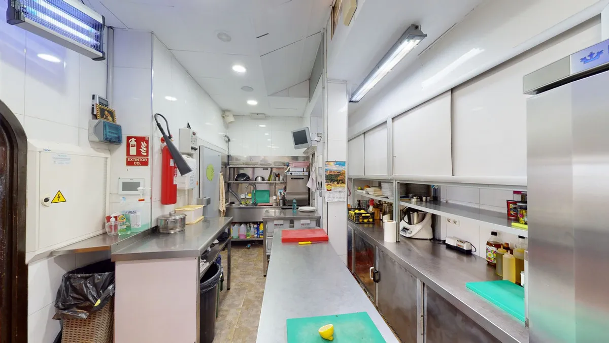 e2483d20-47ea-486b-bb01-50f77ce8e10f