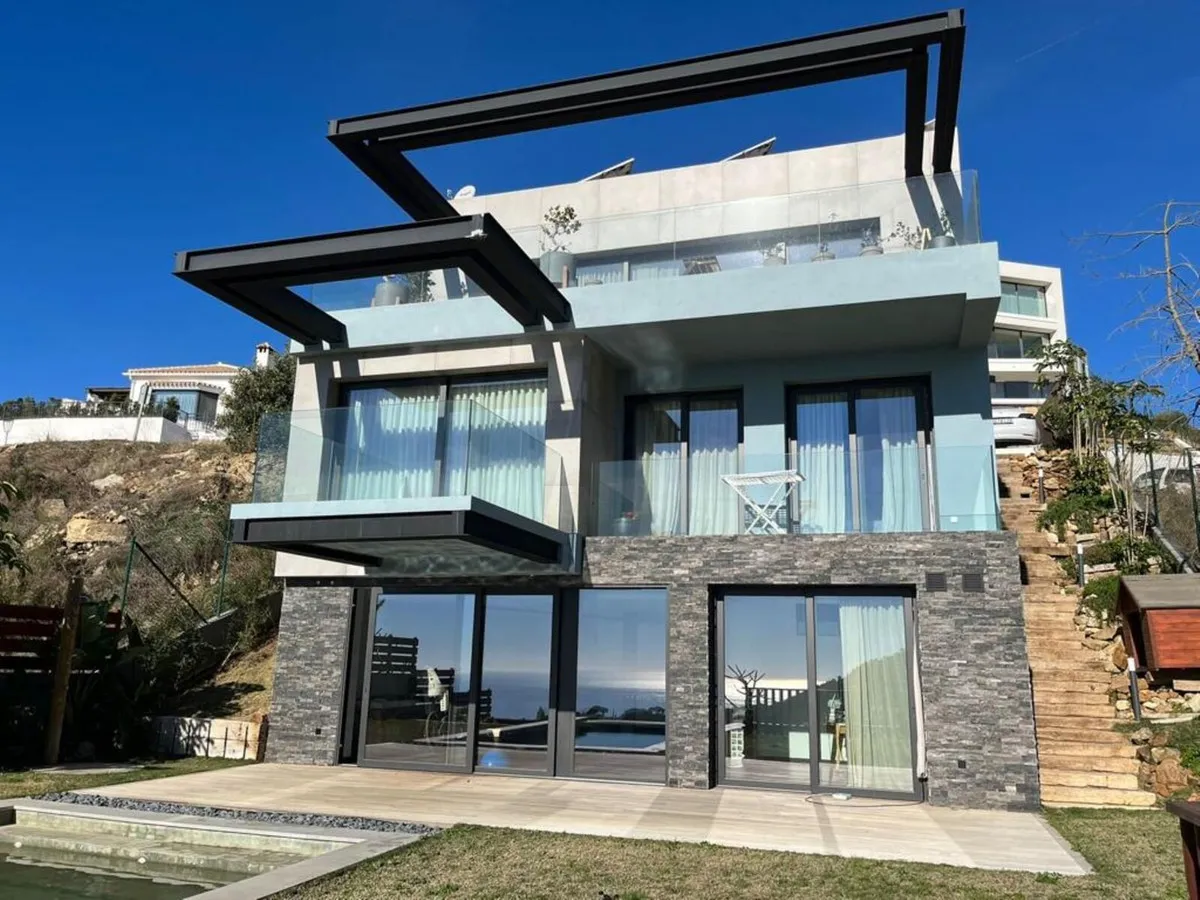 2c38256e-312d-43e8-8bd0-75a291b34977