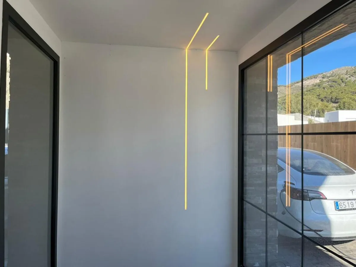 8b983609-cd84-4765-b38c-5f00fc0f799d