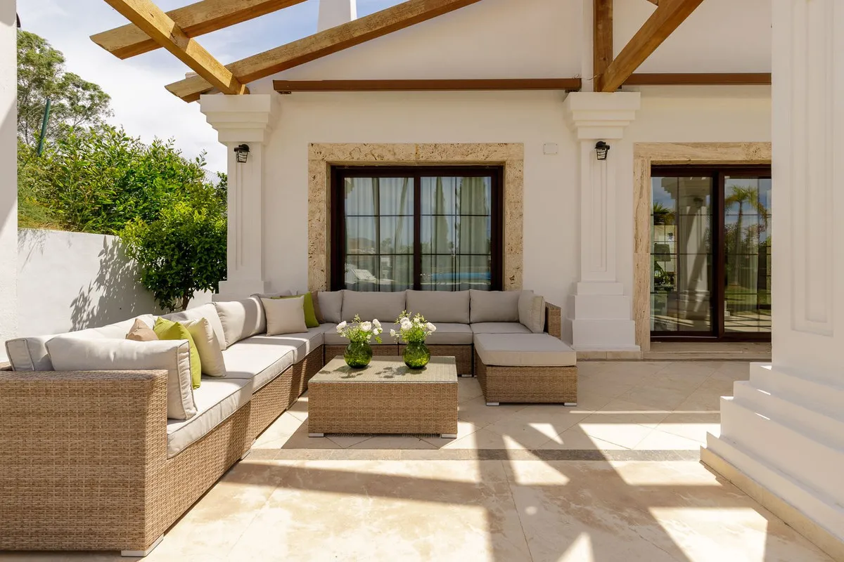 a8dd7f54-f282-47b5-90f0-f78a3de7d73c