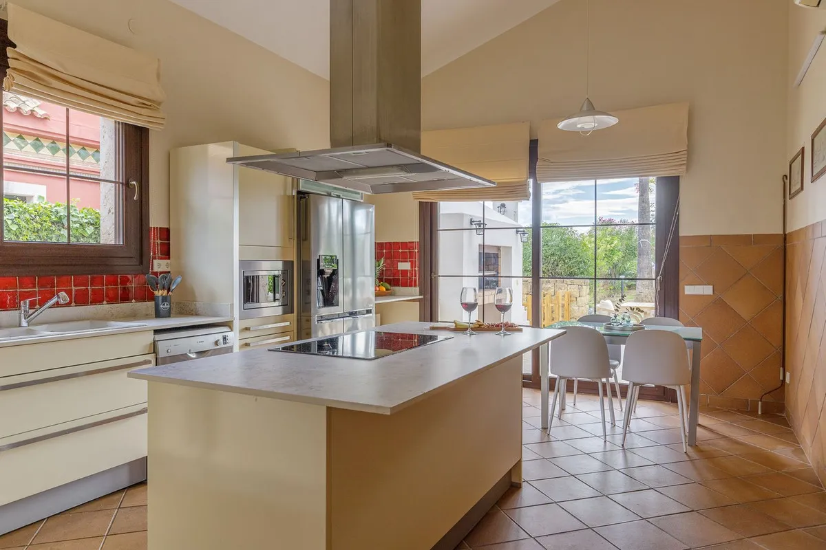 be350352-41b9-42a5-962b-3afef1d7af03