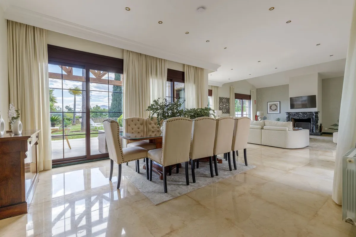 c2297136-7047-4956-8b06-5dcac4178221