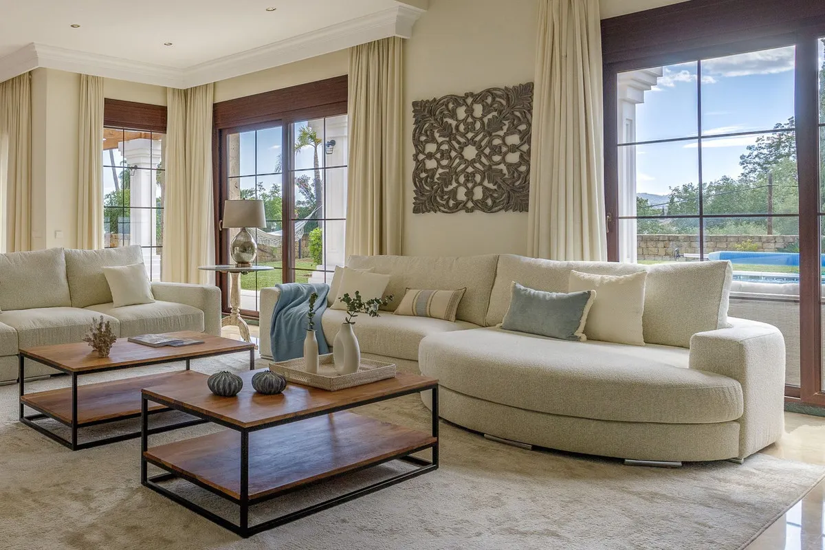 db8a8e53-1127-4a69-ad27-018edcc30651